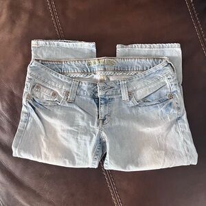 American Eagle capris size 6